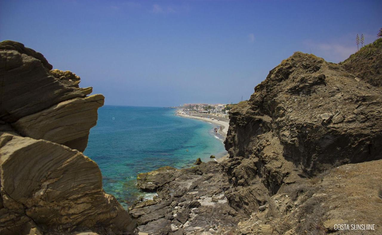 Sunny Beach Apartment In Calaceite Torrox Exteriör bild